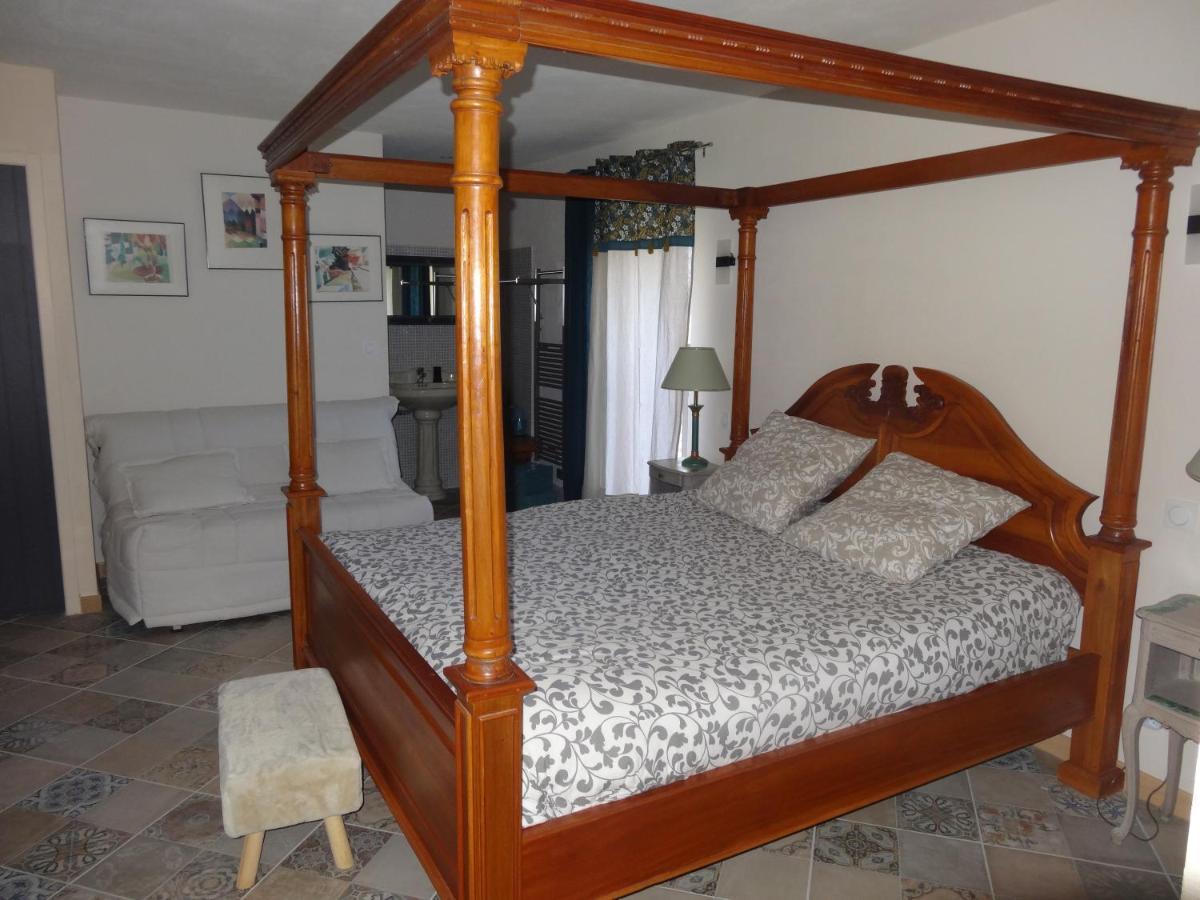 Le Domaine De La Plume Hotel La Gimond Bagian luar foto